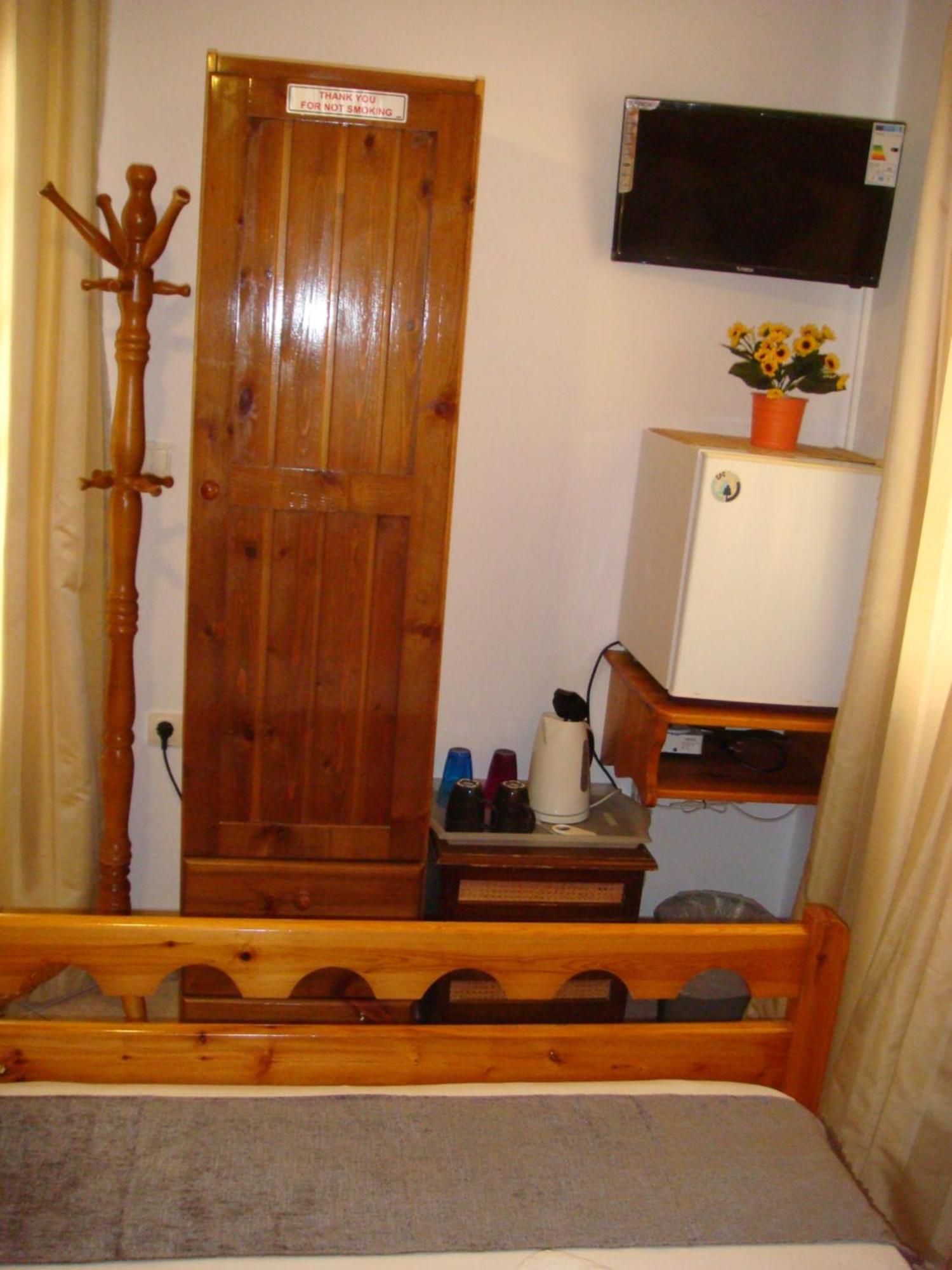 Boussetil Rooms Capanmat Tínos Kültér fotó