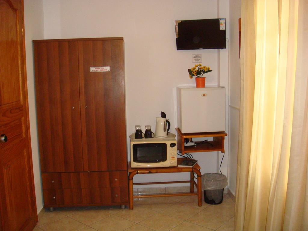 Boussetil Rooms Capanmat Tínos Szoba fotó